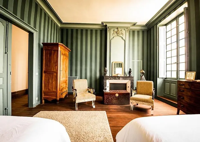 Chateau De Birot Вилла Beguey