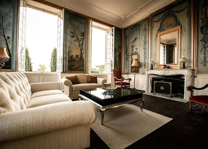 Chateau De Birot Вилла *