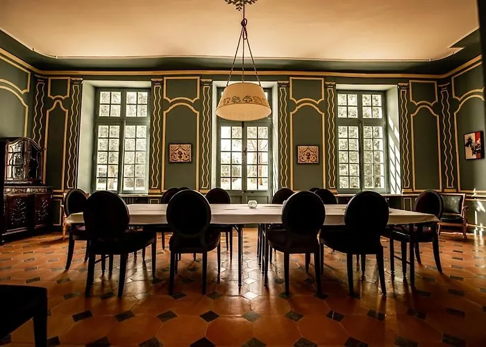 Вилла Chateau De Birot Beguey