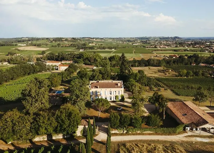 Вилла Chateau De Birot Beguey